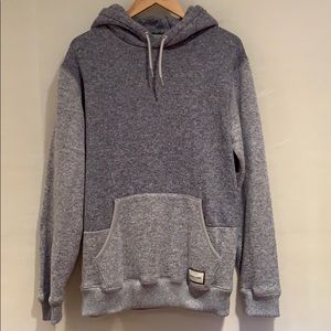 Quicksilver- Hoodie- sweater type-Large